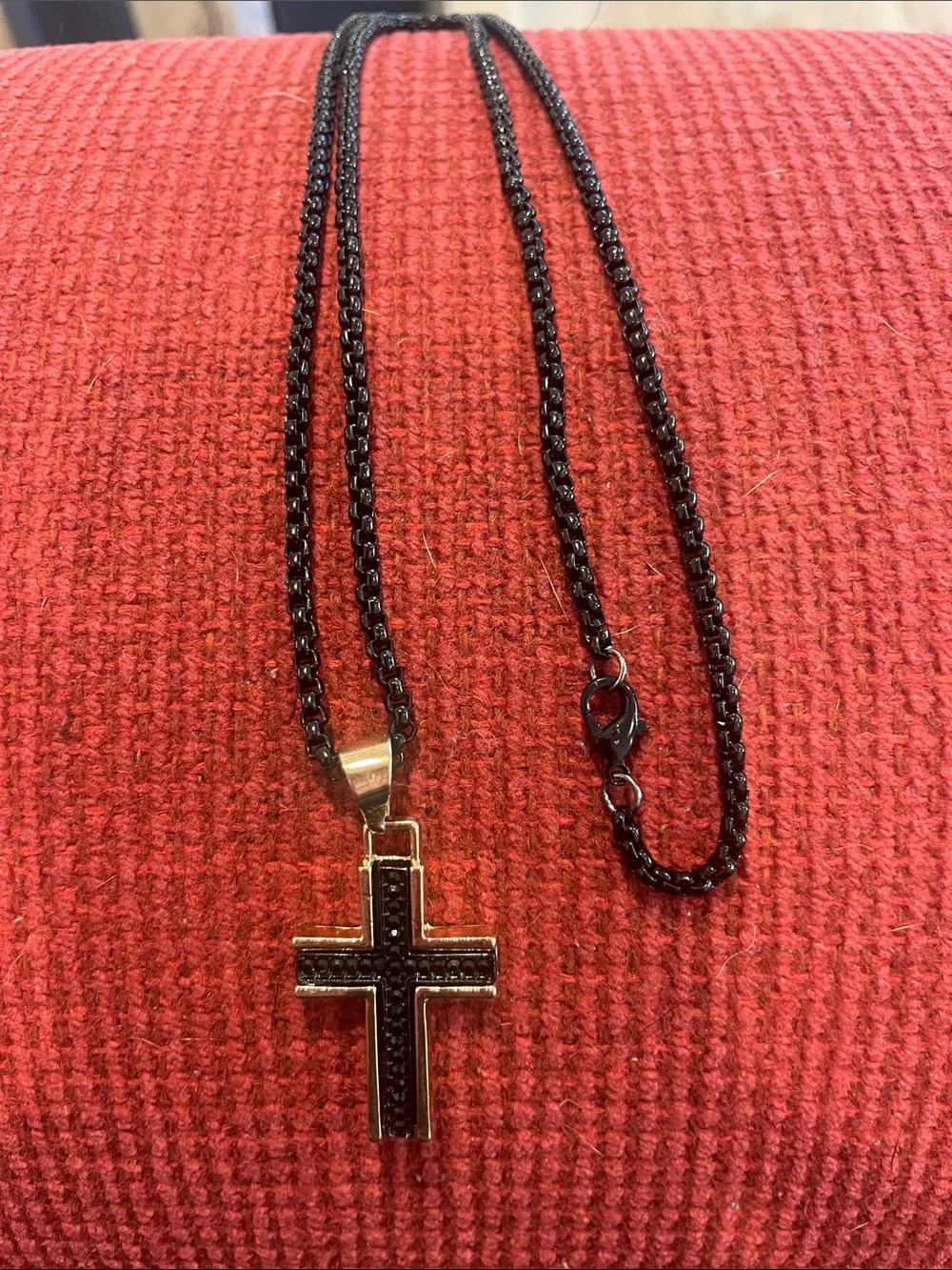 Cross on Round Box Chain. Lynx Stainless Black lon Plating Texture Gold Edge New